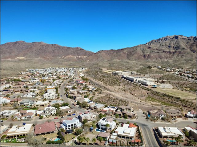 1231 FRANKLIN PERCH Place, El Paso, TX 79912