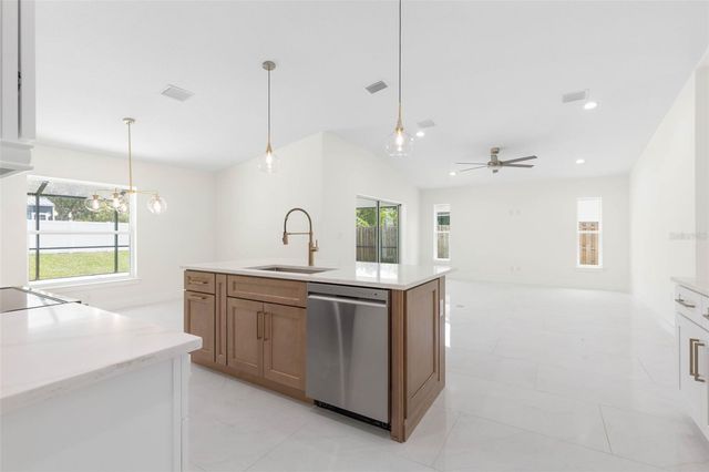 32 FEDERAL LANE, Palm Coast, FL 32137