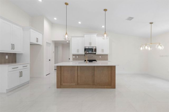 32 FEDERAL LANE, Palm Coast, FL 32137
