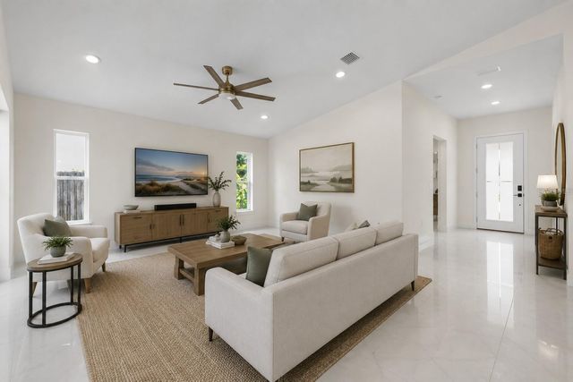 32 FEDERAL LANE, Palm Coast, FL 32137