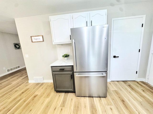 N2229 VACATION VILLAGE DRIVE, Wautoma, WI 54982