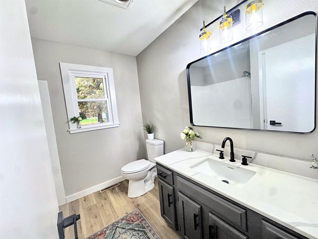 N2229 VACATION VILLAGE DRIVE, Wautoma, WI 54982