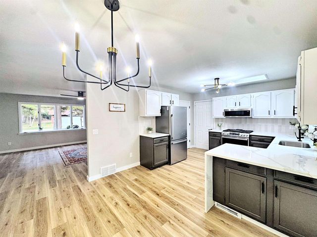 N2229 VACATION VILLAGE DRIVE, Wautoma, WI 54982