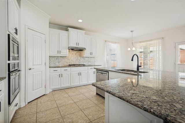123 Derby Lane, Hickory Creek, TX 75065