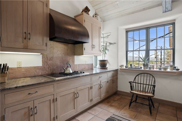 794 Camino Los Abuelos, Lamy, NM 87540