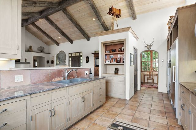 794 Camino Los Abuelos, Lamy, NM 87540