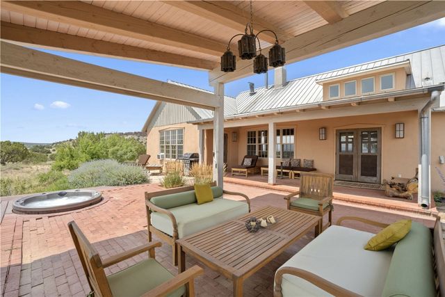 794 Camino Los Abuelos, Lamy, NM 87540