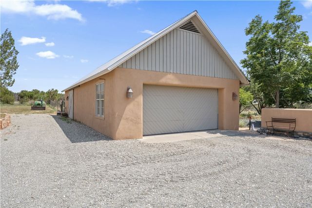 794 Camino Los Abuelos, Lamy, NM 87540