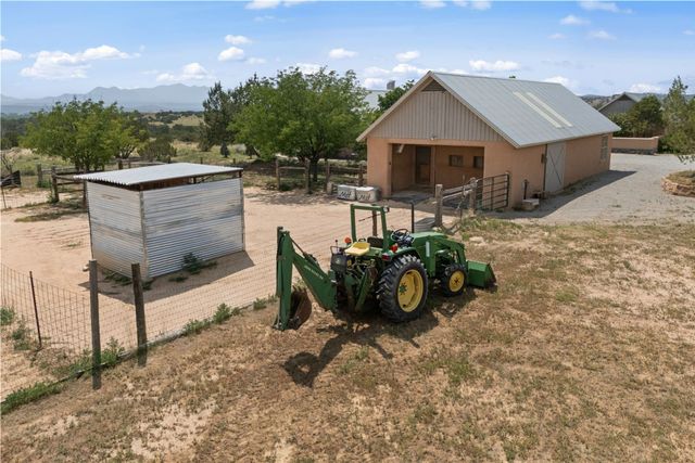 794 Camino Los Abuelos, Lamy, NM 87540