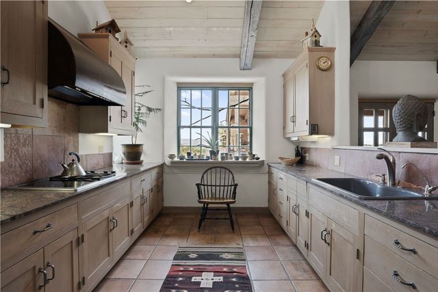 794 Camino Los Abuelos, Lamy, NM 87540