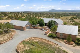 794 Camino Los Abuelos, Lamy, NM 87540