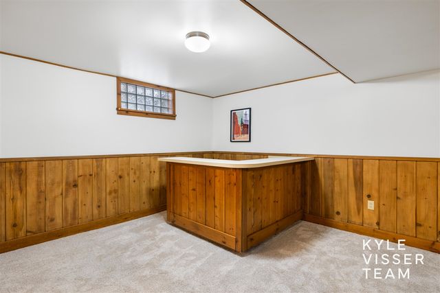 849 Maxwell Avenue, East Grand Rapids, MI 49506