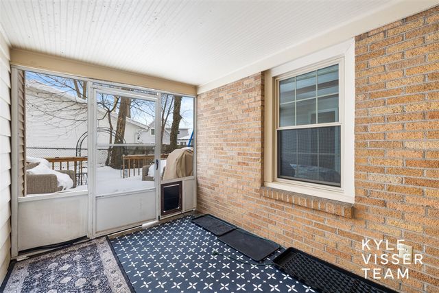 849 Maxwell Avenue, East Grand Rapids, MI 49506