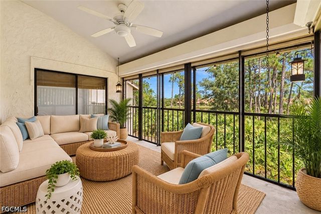 15400 Cedarwood LN 202, Naples, FL 34110