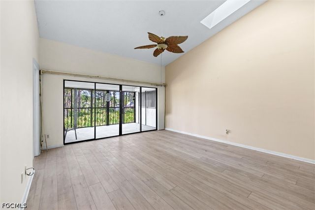 15400 Cedarwood LN 202, Naples, FL 34110
