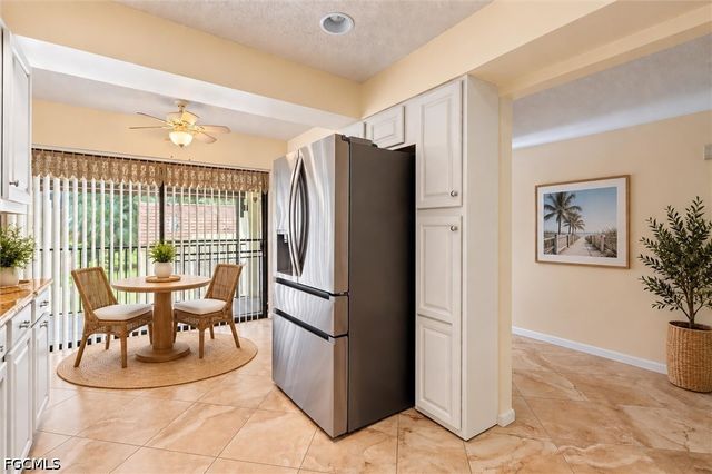 15400 Cedarwood LN 202, Naples, FL 34110