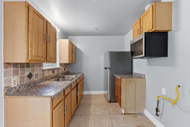 6214 Club TER, Austin, TX 78741