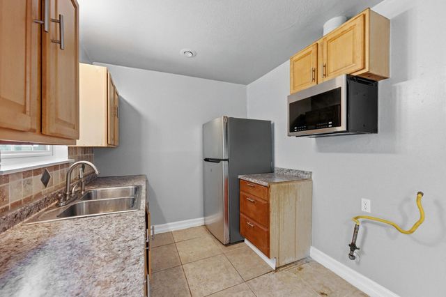 6214 Club TER, Austin, TX 78741