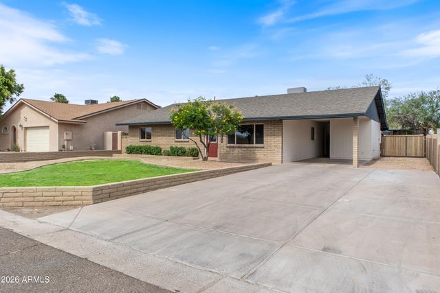13829 N 10TH Place, Phoenix, AZ 85022