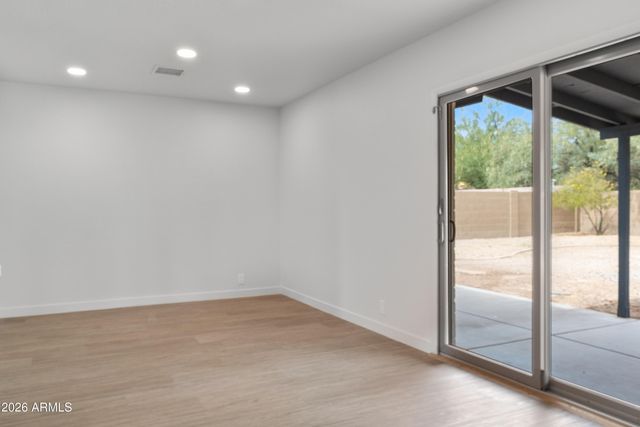 13829 N 10TH Place, Phoenix, AZ 85022