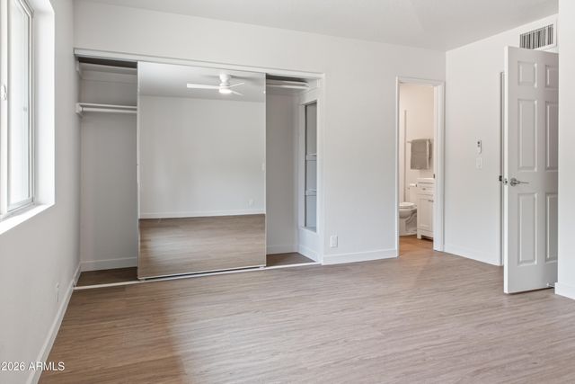 13829 N 10TH Place, Phoenix, AZ 85022