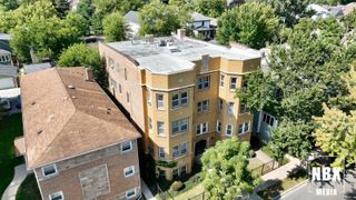 1032 N Austin Boulevard 2N, Oak Park, IL 60302