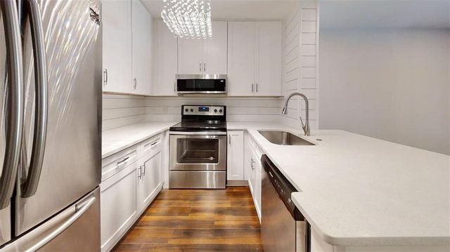 300 Johnson Ferry Road NE A206, Sandy Springs, GA 30328