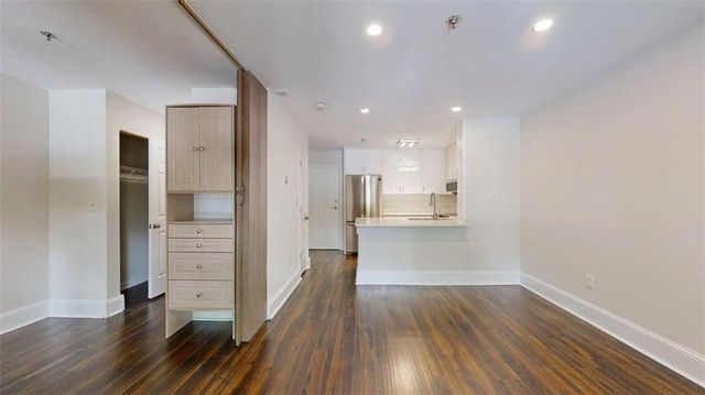 300 Johnson Ferry Road NE A206, Sandy Springs, GA 30328