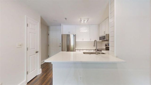300 Johnson Ferry Road NE A206, Sandy Springs, GA 30328