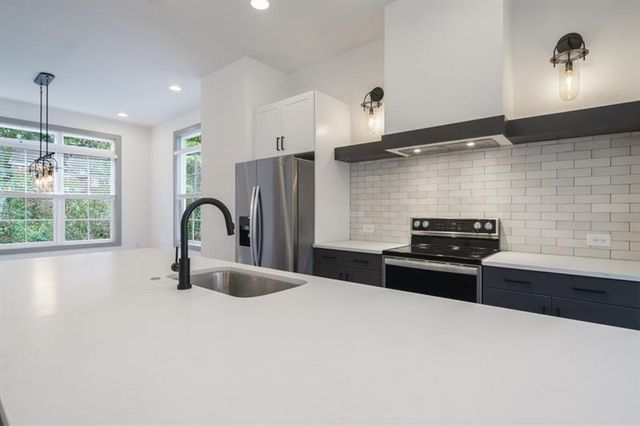 40 Becker Place, Atlanta, GA 30307