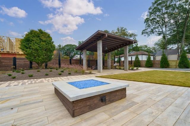 40 Becker Place, Atlanta, GA 30307