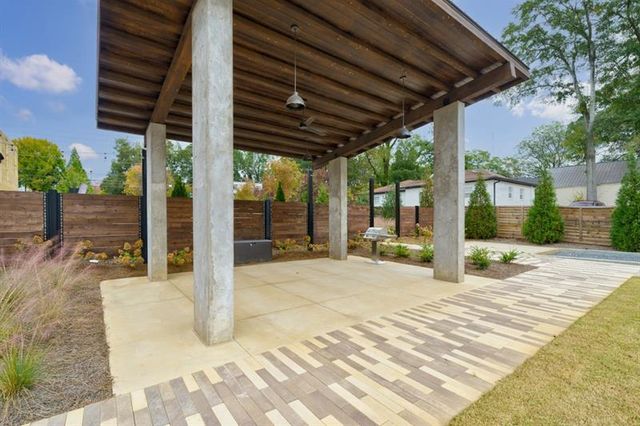 40 Becker Place, Atlanta, GA 30307