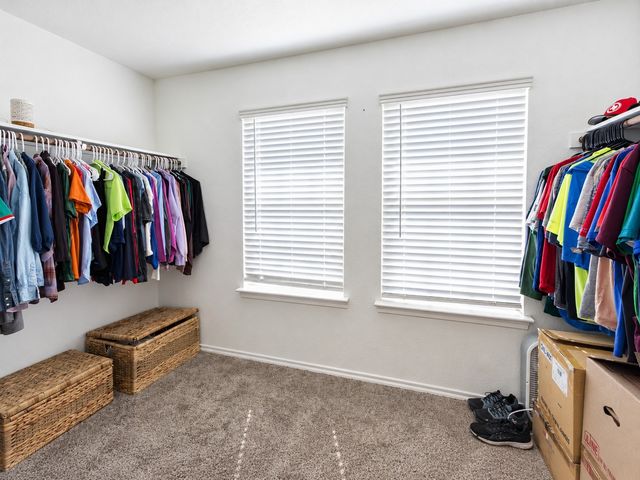 513 Clearlake Drive, Waxahachie, TX 75165