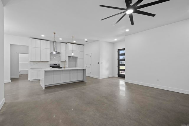 1712 Seattle Slew Street, Searcy, AR 72143