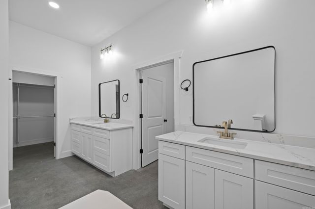 1712 Seattle Slew Street, Searcy, AR 72143