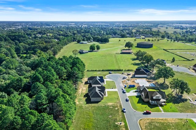 1712 Seattle Slew Street, Searcy, AR 72143