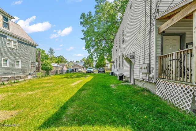 815 Davis Terrace, Schenectady, NY 12303