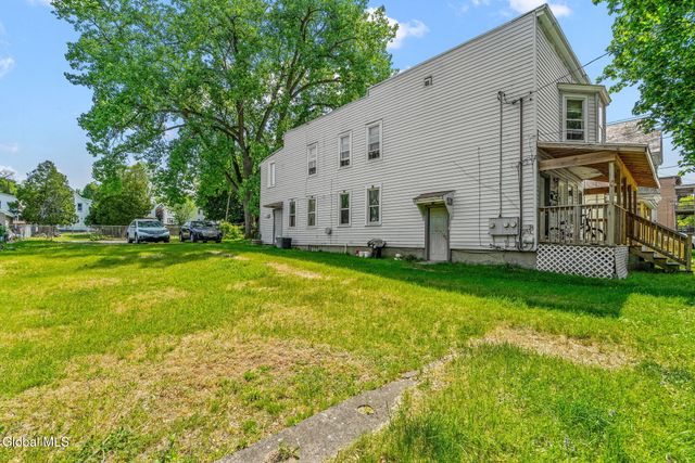 815 Davis Terrace, Schenectady, NY 12303