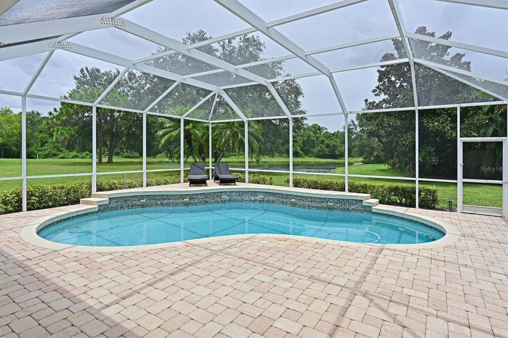 Image 2 of property listing at 15201 21ST AVENUE E, Bradenton, FL 34212