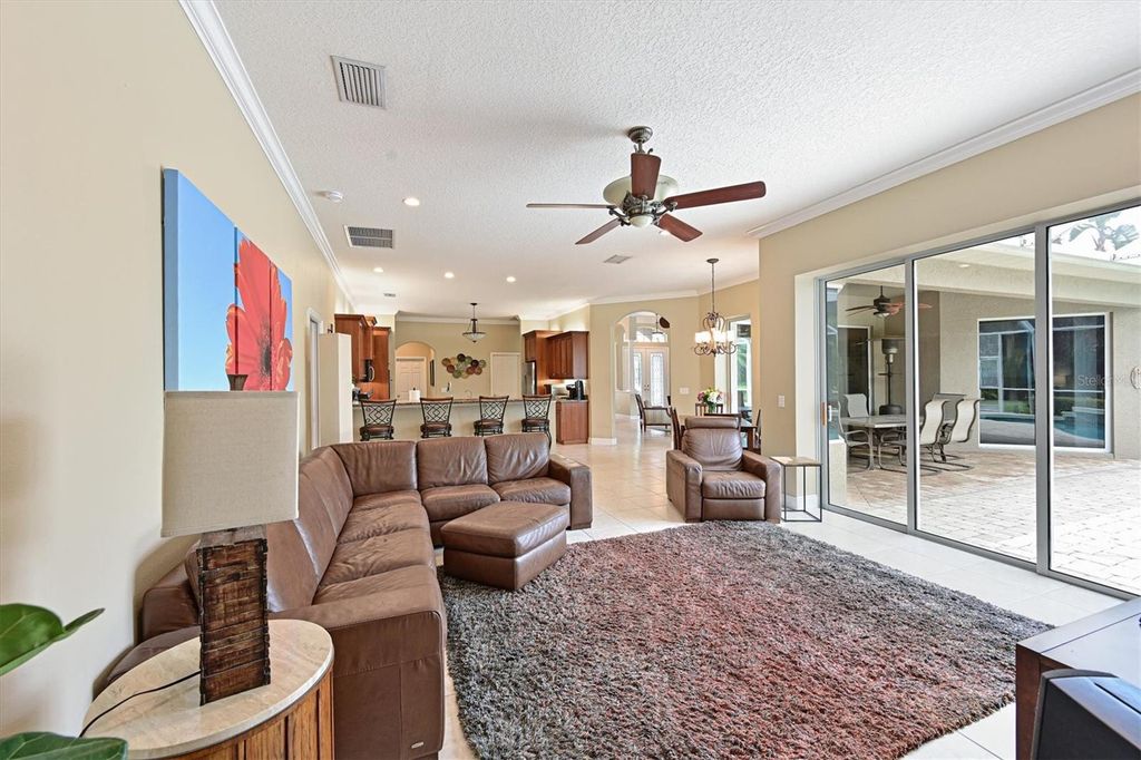 Image 14 of property listing at 15201 21ST AVENUE E, Bradenton, FL 34212