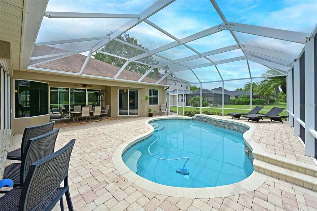 Image 24 of property listing at 15201 21ST AVENUE E, Bradenton, FL 34212