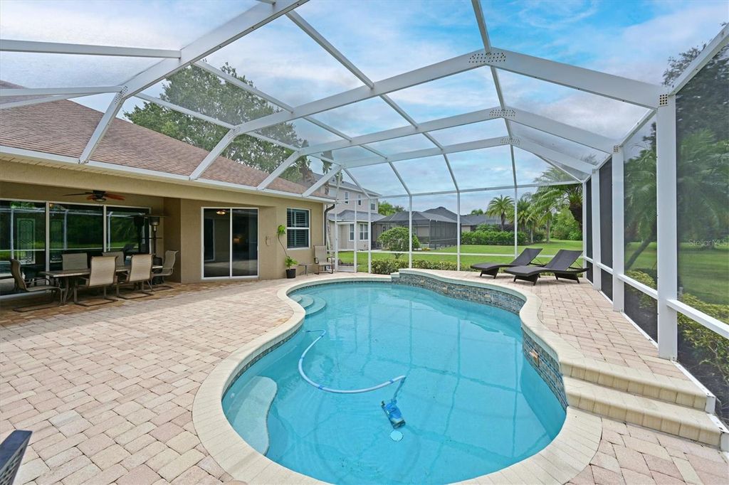 Image 26 of property listing at 15201 21ST AVENUE E, Bradenton, FL 34212