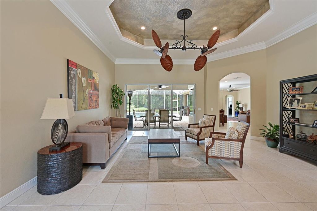 Image 4 of property listing at 15201 21ST AVENUE E, Bradenton, FL 34212