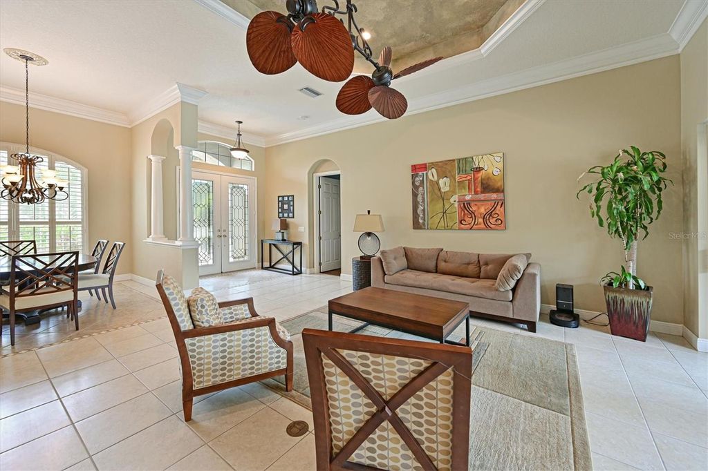 Image 5 of property listing at 15201 21ST AVENUE E, Bradenton, FL 34212