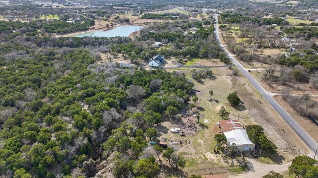 170 Edgehill Drive, Azle, TX 76020