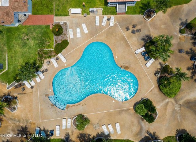2046 Beach Boulevard, 105, Biloxi, MS 39531