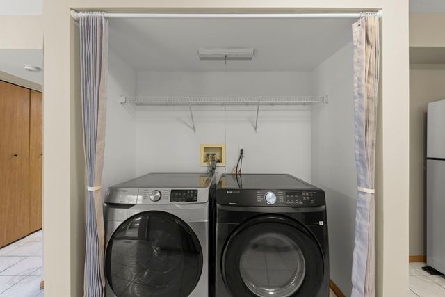 21459 W Georgetown Drive, Plainfield, IL 60544