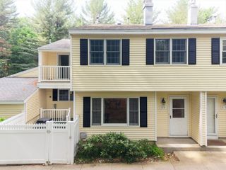 322 Edgebrook Dr 322, Boylston, MA 01505