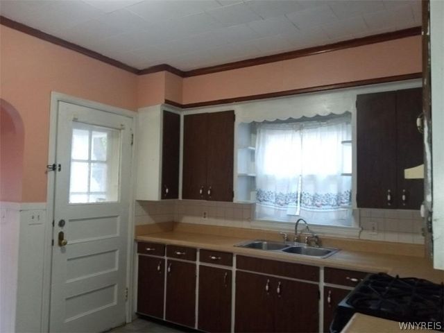 233 Flower City Park, Rochester, NY 14615