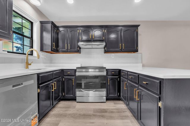 7338 Alexander Road, Olive Branch, MS 38654